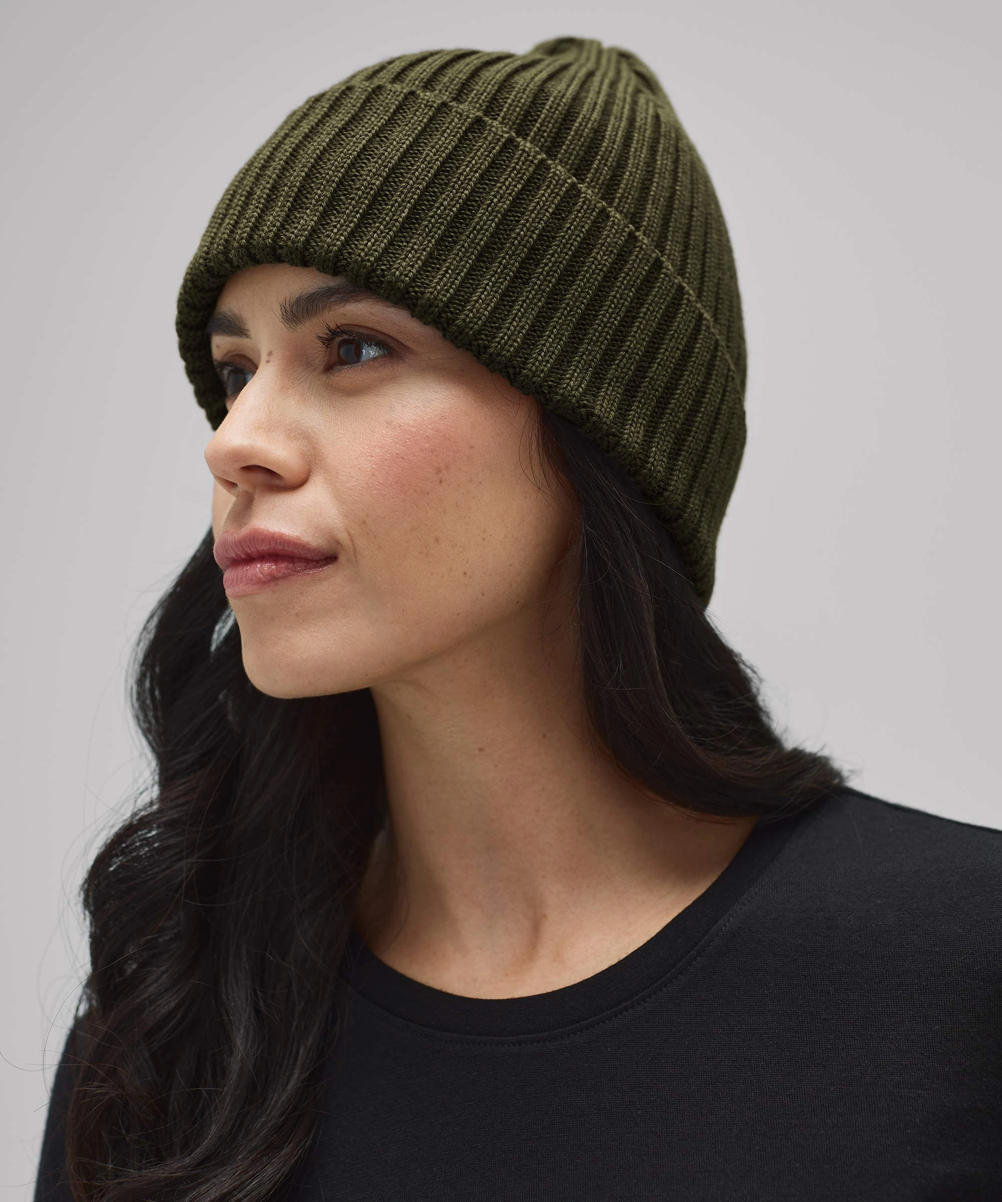Build Your Dream Merino Beanie – Cozy, Customizable Comfort for Any Adventure.
